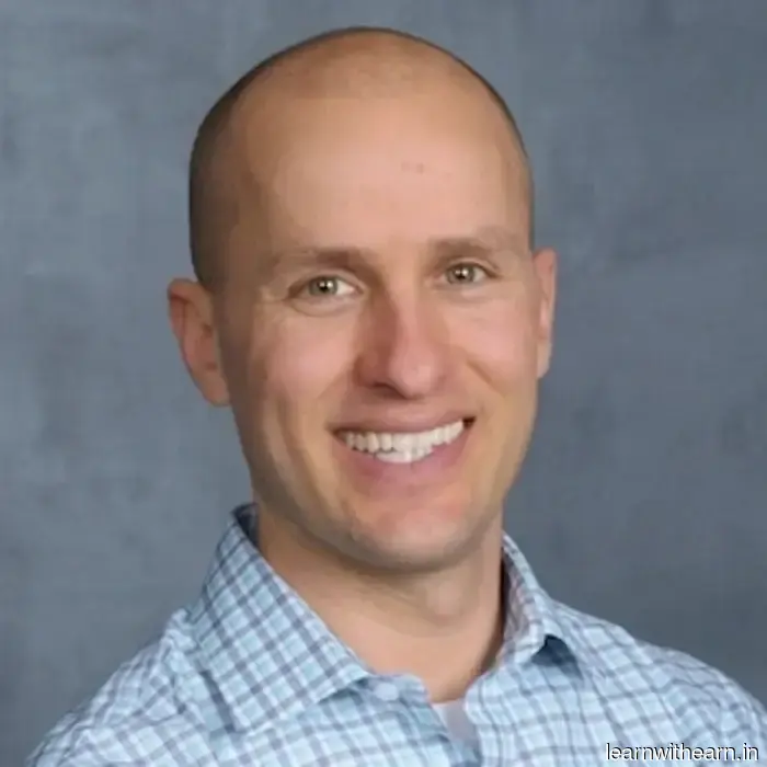 The $300 Per Day Marketing Funnel: Transforming Content into Cash Flow - Side Hustle Nation